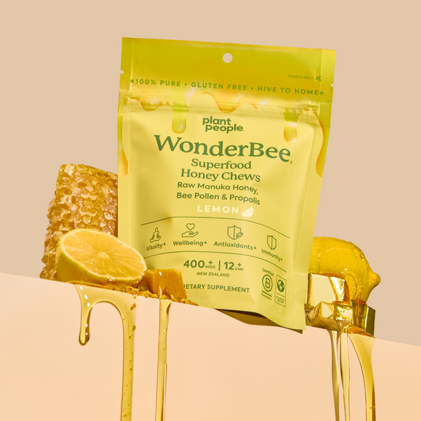 WonderBee Pouch with lemons, manuka honey and bee pollen